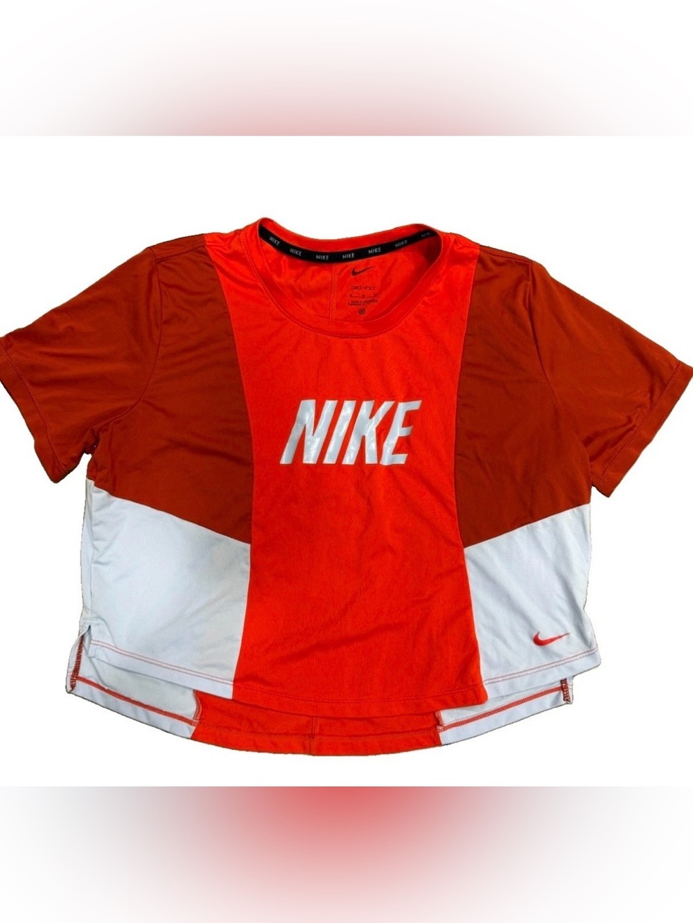 Nike Dri Fit Crop Top Women’s SZ M Red Blue Activewear Short Sleeve Workout Tee